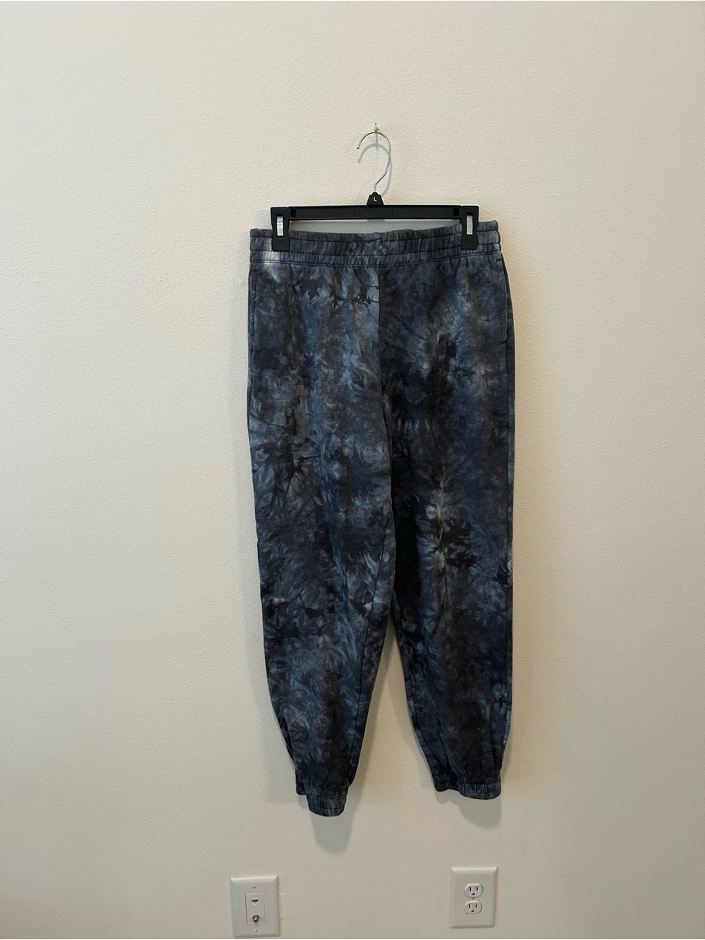 Derek Heart Navy & Gray Tie-Dye Joggers